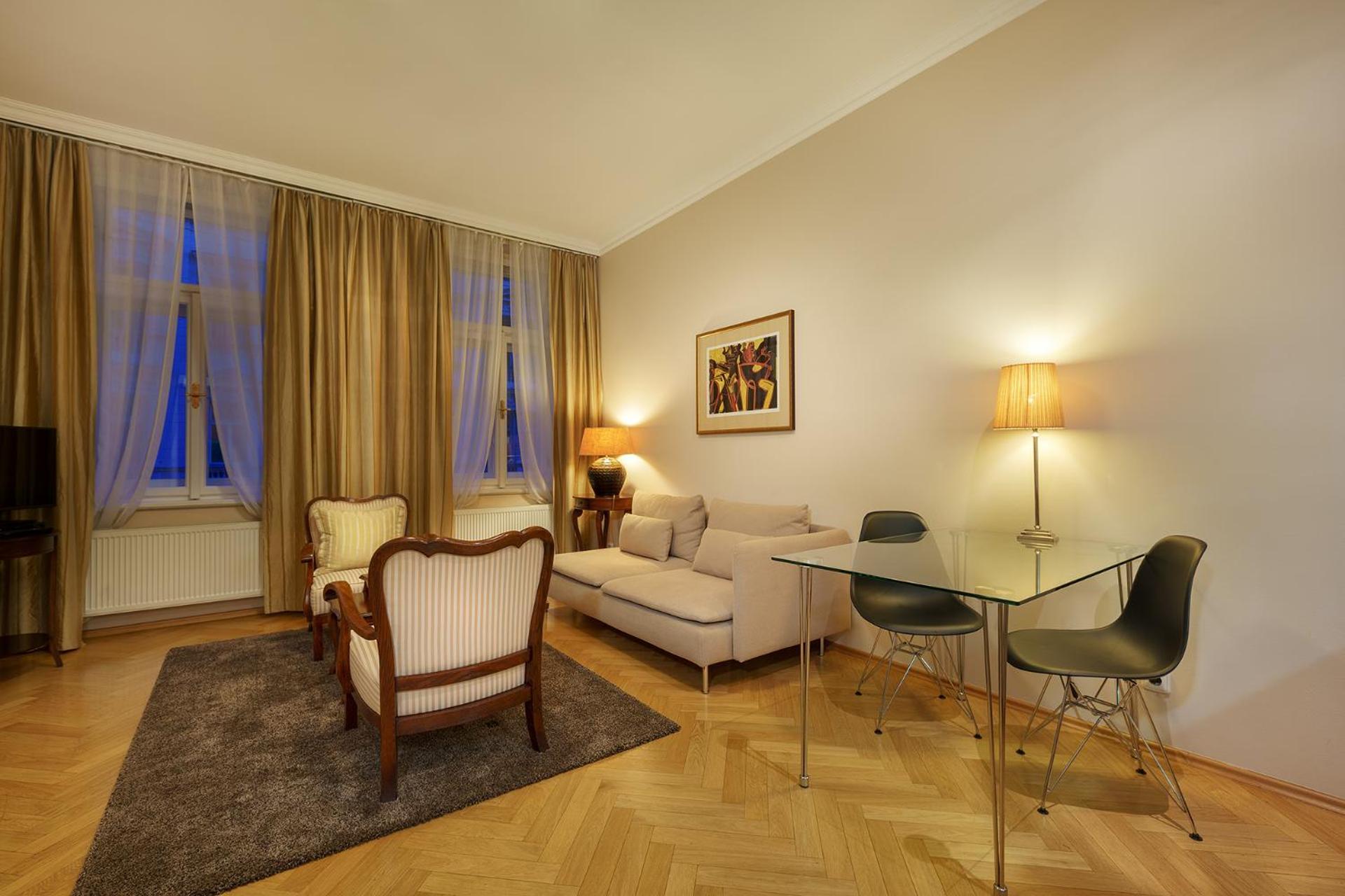 Hotel apartamentowy Hunger 4*