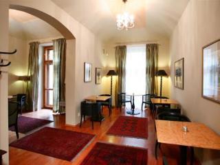 Hunger Hotel apartamentowy 4*